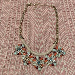 Statement necklace